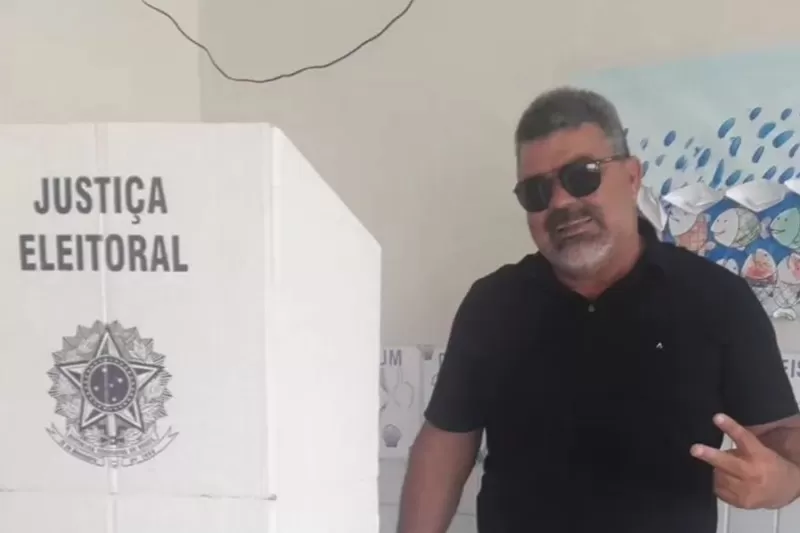 Mais dois candidatos a prefeito desistem de concorrer Eleições; veja de quais cidades