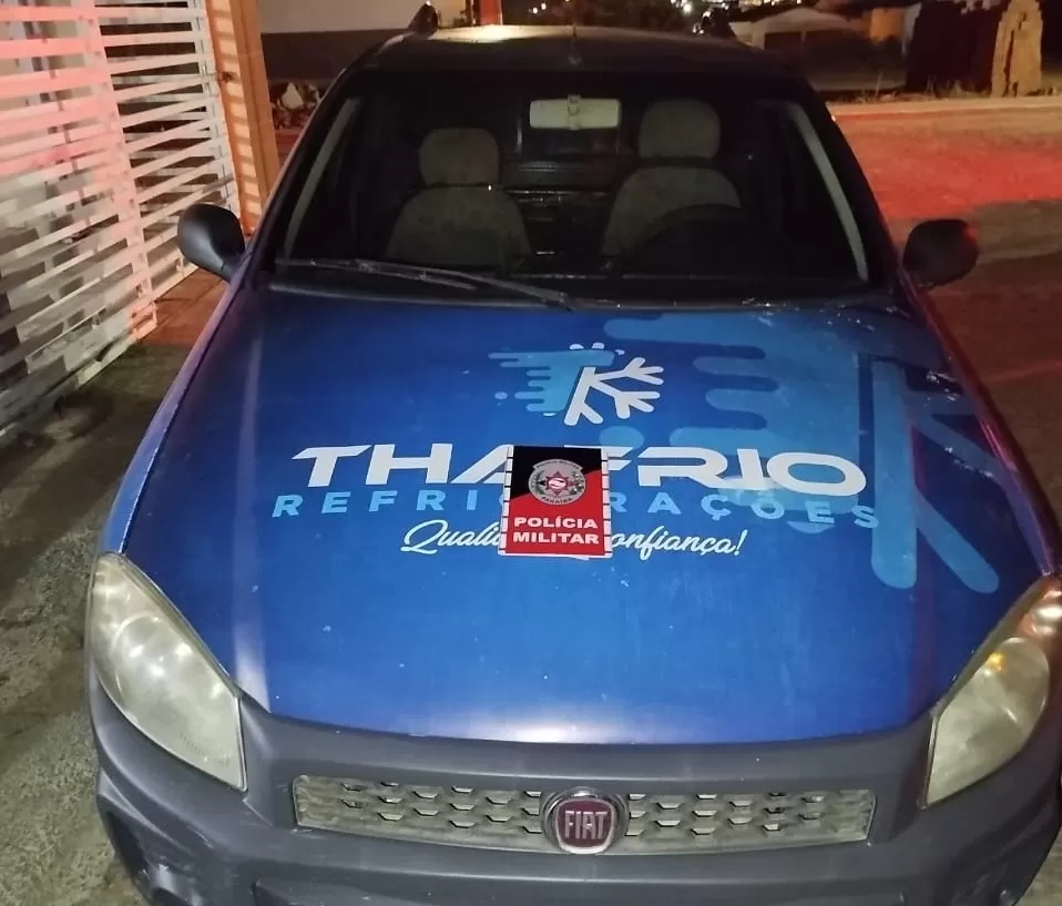 Polícia Militar recupera nesta quinta (29) carro com queixa de roubo durante blitz em Brejo do Cruz