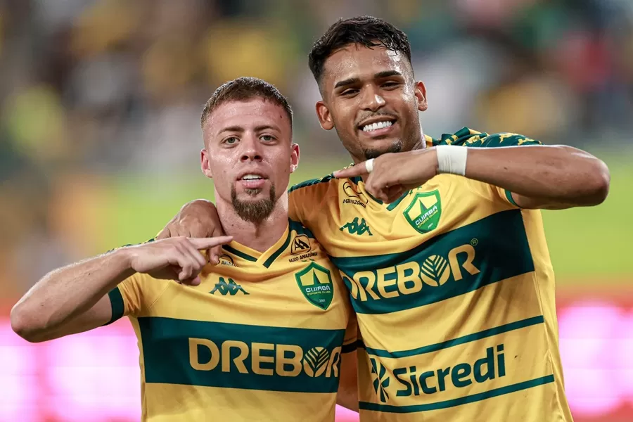 Cuiabá vira sobre o Criciúma, volta a vencer e respira no Brasileirão