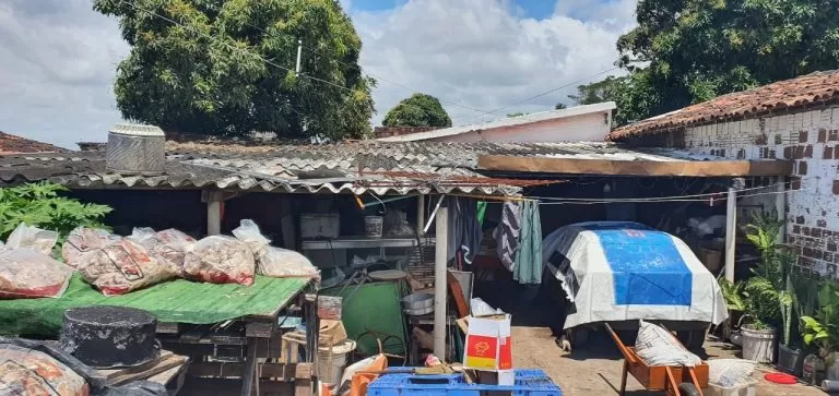 Operação da polícia fecha depósito clandestino de carnes em João Pessoa