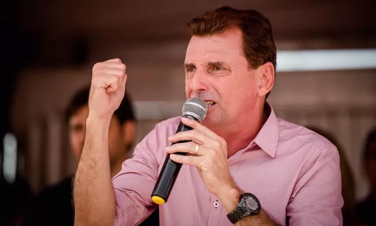 Relator vota contra candidatura de Chico Mendes em Cajazeiras e julgamento é adiado após pedido de vistas