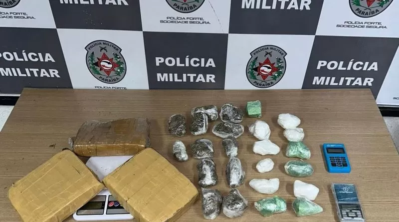Polícia Militar desarticula ponto de tráfico e prende grupo criminoso na capital 