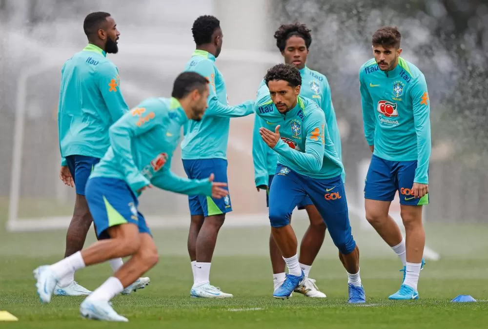 Paraguai x Brasil: onde assistir ao vivo, horário e escalações do jogo das Eliminatórias