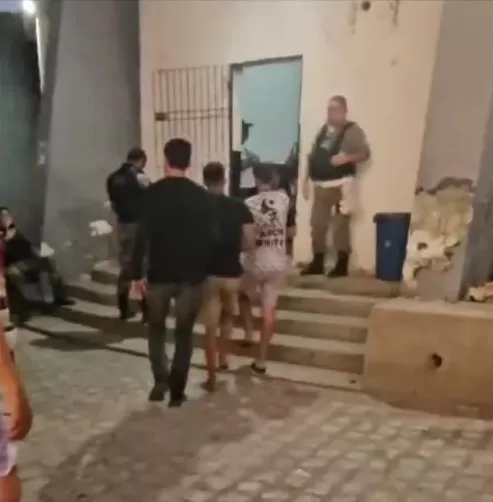 Ação conjunta entre policiais civis da PB e do RN prende três homens após operação nos bairros de Uiraúna