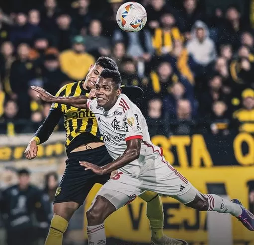 Flamengo empata com o Peñarol no Uruguai e é eliminado da Libertadores