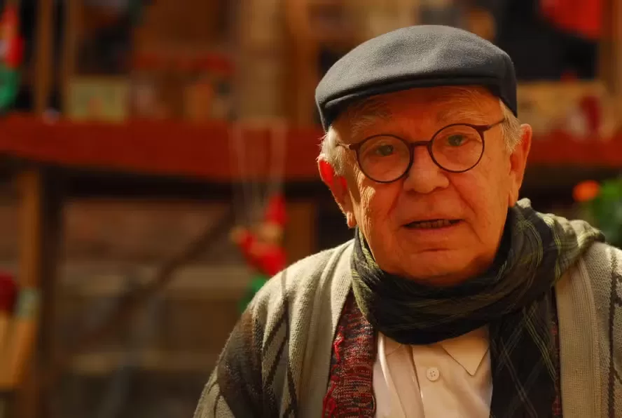 Morre de parada cardíaca o ator Emiliano Queiroz, aos 88 anos