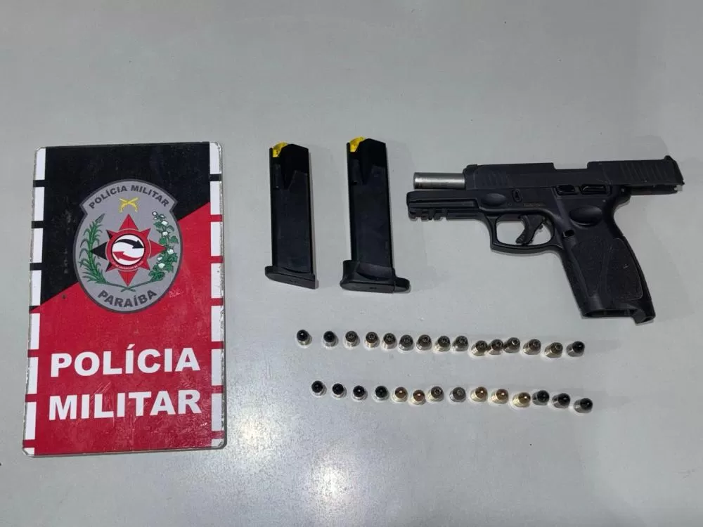 Polícia Militar prende mulher com arma de fogo na cidade de Belém do Brejo do Cruz