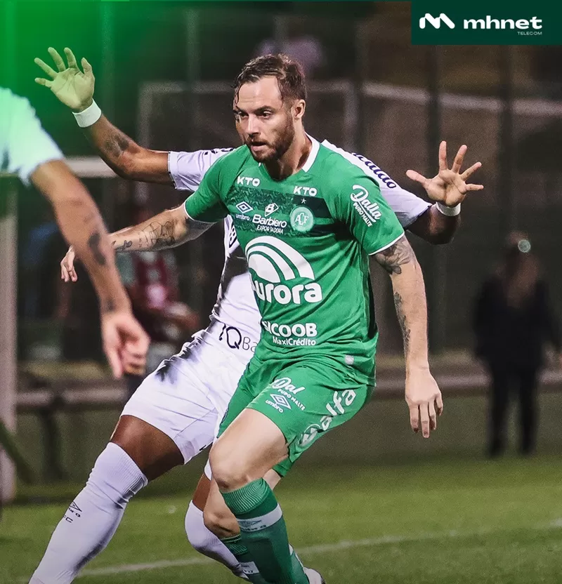 Chapecoense vence o Santos de virada na Arena Condá e se distancia da zona do rebaixamento 