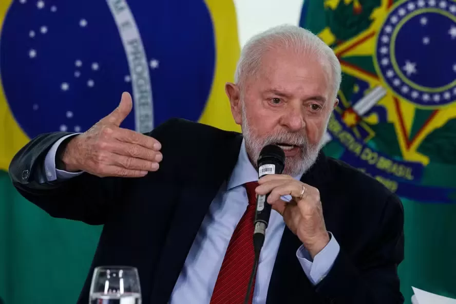 Lula sofre acidente doméstico em Brasília e cancela viagem à Rússia por recomendação médica