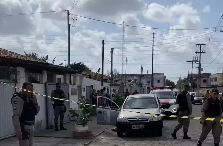 Homem é assassinado dentro de carro no bairro do Cristo em João Pes