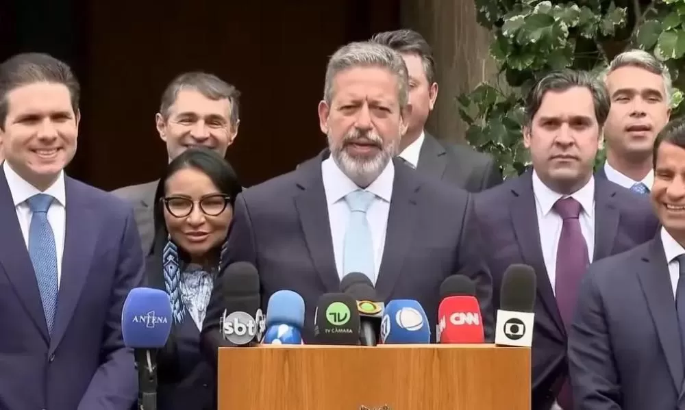 Lira anuncia apoio a Hugo Motta na disputa pela Presidência da Câmara