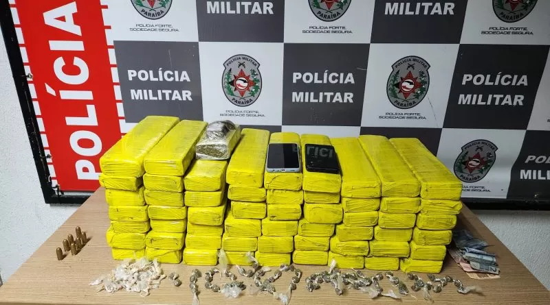 Polícia Militar apreende carregamento com 50 quilos de drogas e captura foragido da Justiça em JP 