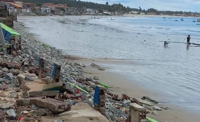 ALPB decreta calamidade pública em Baía da Traição devido à erosão costeira pelo avanço do mar