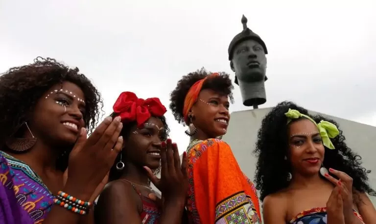 Dia da Consciência Negra é comemorado na próxima quarta-feira; veja o que abre e fecha