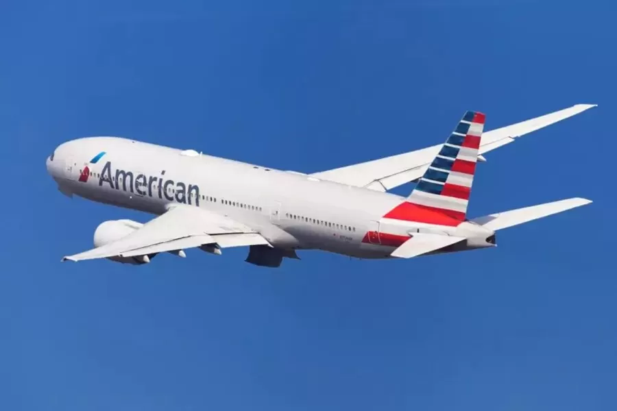 Voo com destino a Miami retorna para o Aeroporto Internacional de SP, em Guarulhos, após sofrer uma turbulência 