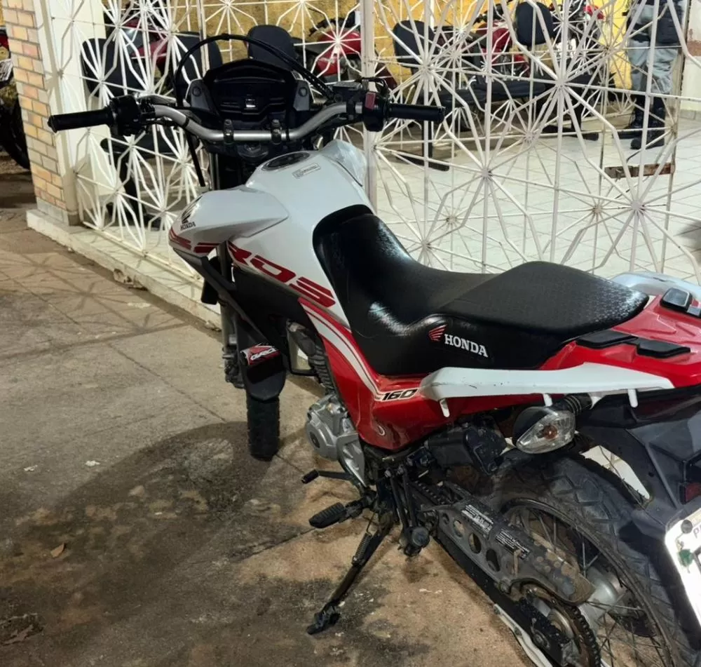 Polícia Militar recupera motocicleta Honda Bros com queixa de roubo, na cidade de Lagoa (PB)