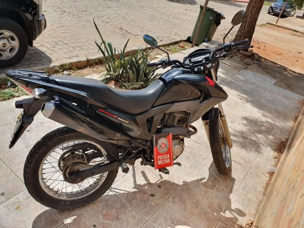 Polícia militar apreende neste sábado (21) moto com sinais de adulteração em catolé do rocha