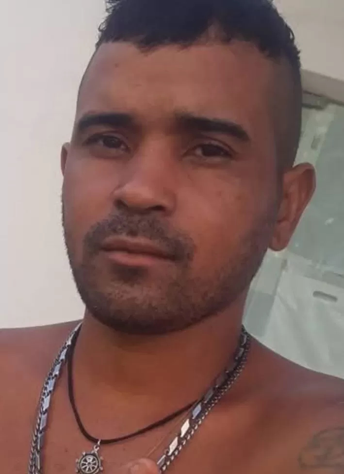 Homem de 30 anos é morto a tiros na tarde deste domingo (22), no bairro da Várzea, em Catolé do Rocha