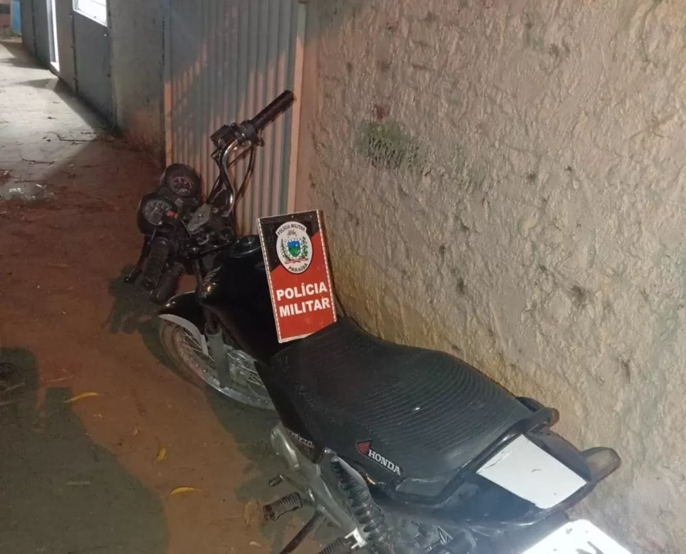 Polícia Militar apreende moto Honda Titan com sinais de adulteração, na cidade de Paulista (PB)