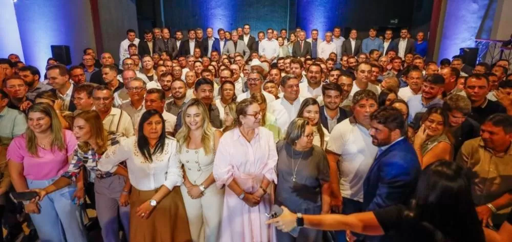 Almoço de João Azevêdo com sua base aliada reúne mais de 140 prefeitos em João Pessoa
