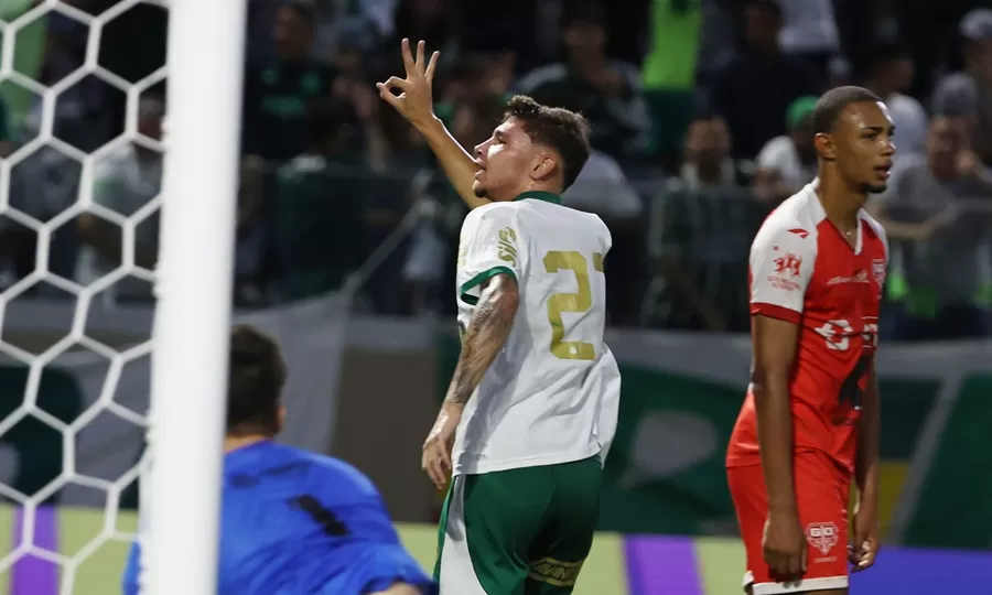 Palmeiras goleia Audax com direito a hat-trick e vai às quartas da Copinha