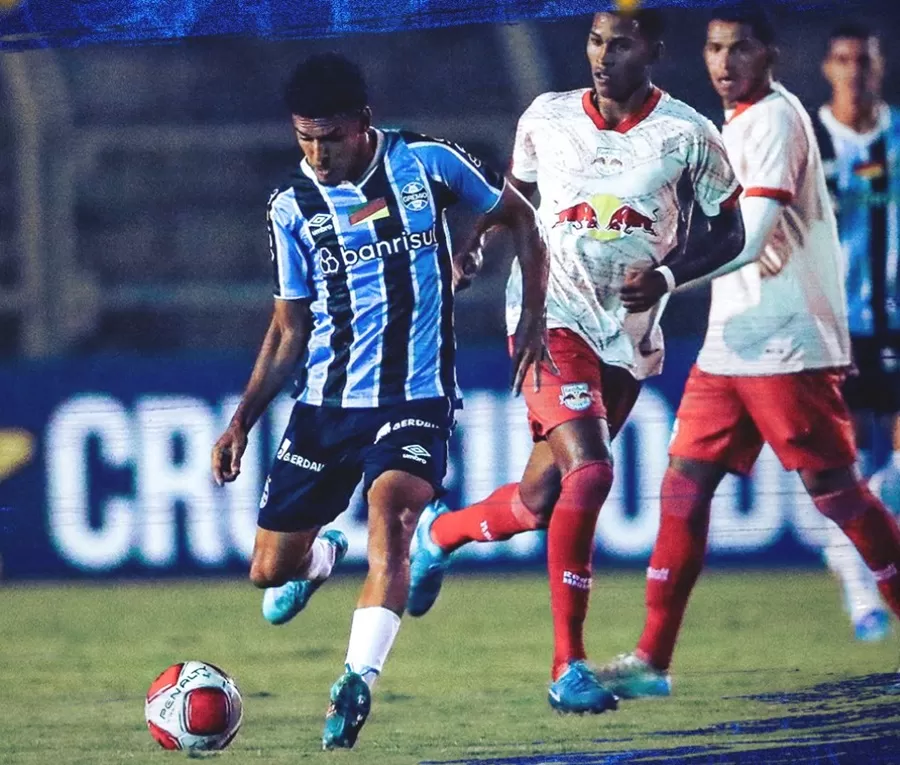Nos pênaltis, Grêmio vence Bragantino e encara o Palmeiras nas quartas de final da Copinha