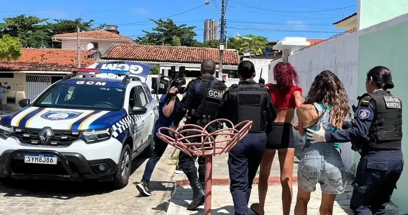 Ação integrada resulta na prisão de quatro pessoas e apreensão de drogas