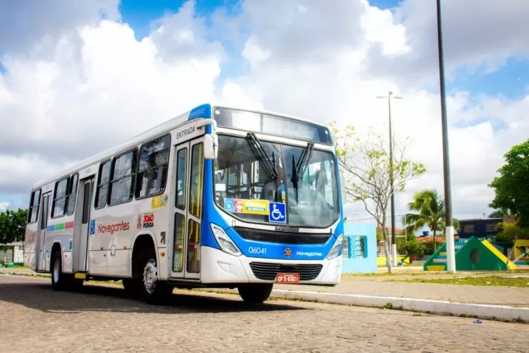 Desembargadora concede liminar para garantir 60% da frota de ônibus durante greve de motoristas em João Pessoa