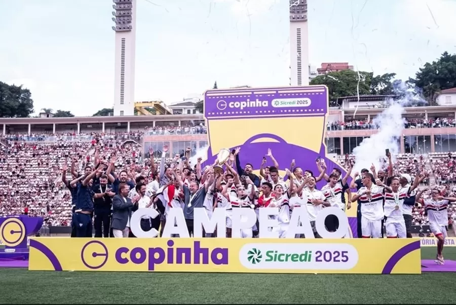 São Paulo vira sobre o Corinthians e é pentacampeão da Copinha