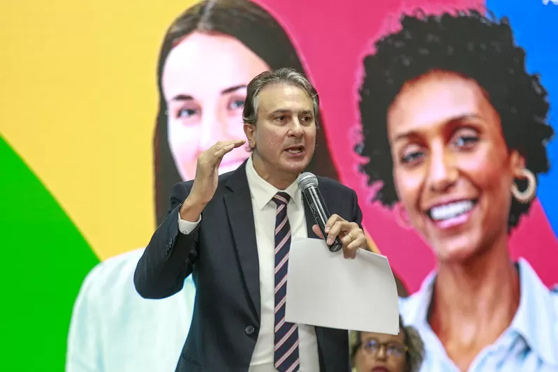 MEC anuncia reajuste do piso salarial dos professores do ensino básico