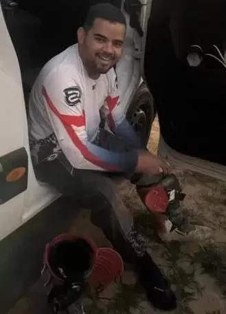 Motoqueiro morre neste domingo (2) após colidir contra poste em trilha na zona rural de Patos