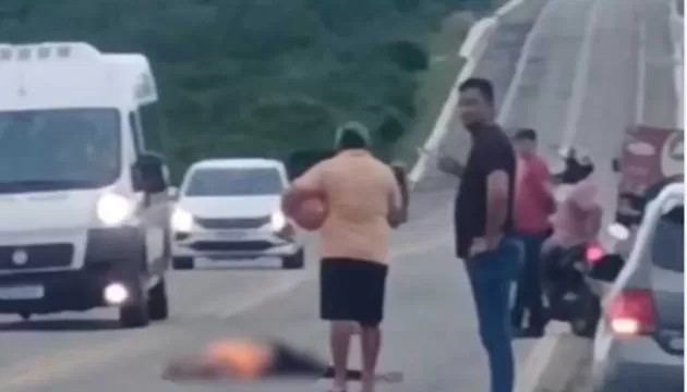 Sargento “Resto de Guerra' da 2ª CIA de Brejo do Cruz, é socorrido após acidente na BR-427, em Caicó