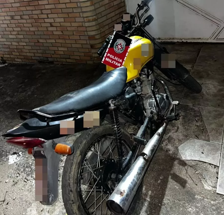 Polícia Militar apreende nesta quinta-feira (12), moto com sinais de adulteração em Paulista (PB)