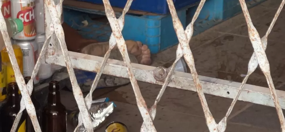 Comerciante é morto a tiros dentro de mercadinho; autor do crime fugiu a pé