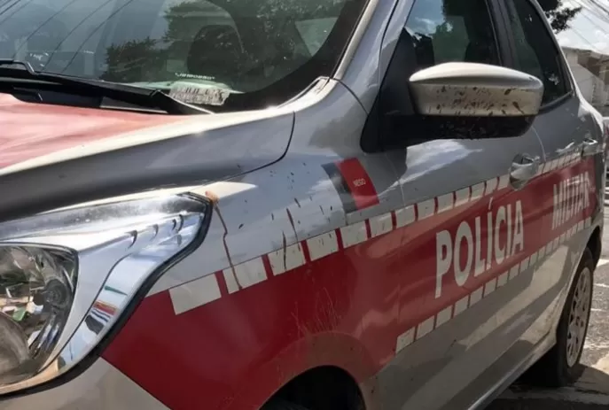 Homem foi preso na tarde deste sábado (15) após esfaquear o próprio filho em Cajazeiras