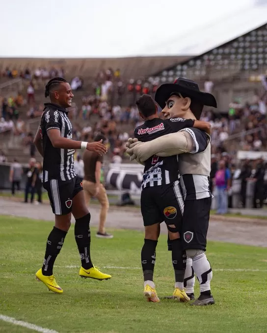 Botafogo-PB bate a Picuiense, se aproxima das semifinais e rebaixa o Papagaio à 2ª divisão do Campeonato Paraibano