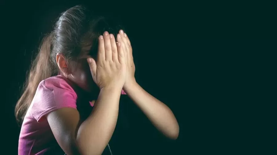 Mulher é presa após deixar filhos sozinhos para ir a festa de Carnaval, no Agreste da Paraíba
