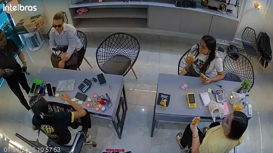 Casal se passa por clientes e assalta joalheria em Brejo do Cruz; crime foi registrado por câmeras de segurança