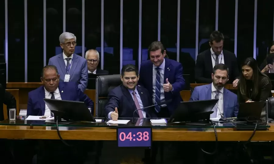 Congresso aprova novas regras para pagamento de emendas parlamentares 