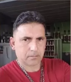 Comerciante é assassinado com golpes de pedrada e cassetete em bar, em frente à delegacia de Polícia Civil
