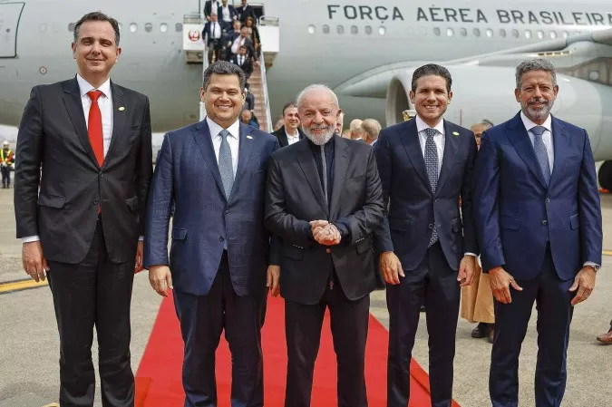 Lula chega ao Japão com comitiva brasileira para fortalecer relações comerciais