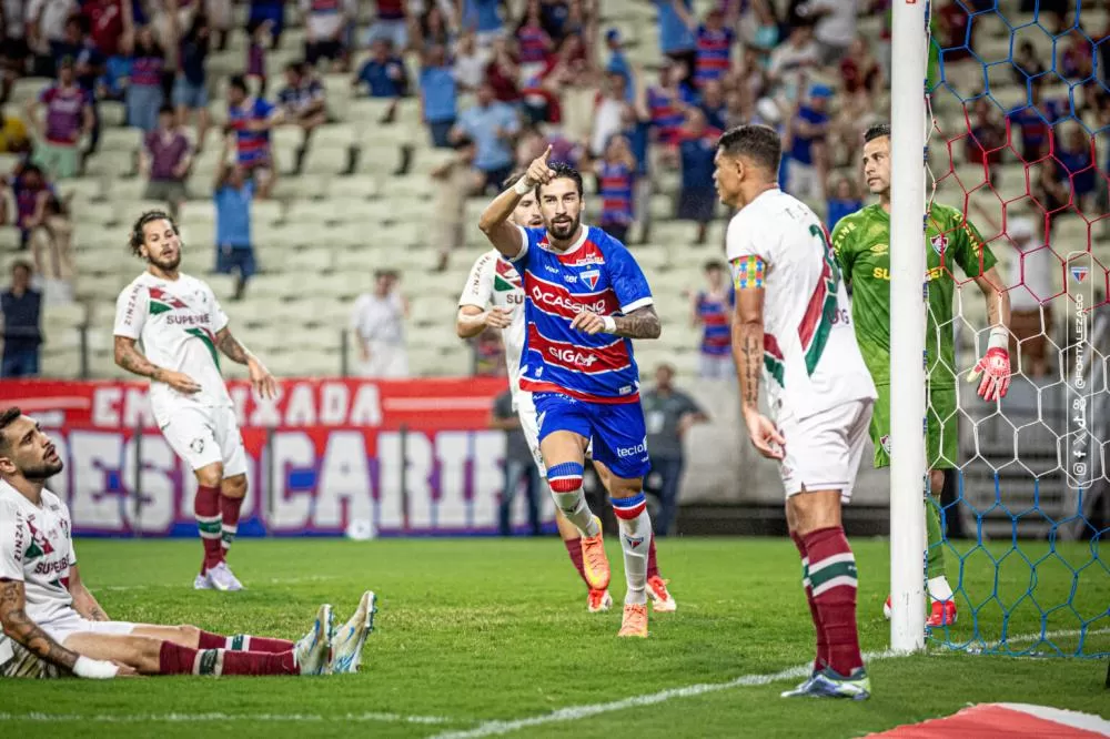 Fortaleza controla Fluminense e vence em estreia no Brasileirão