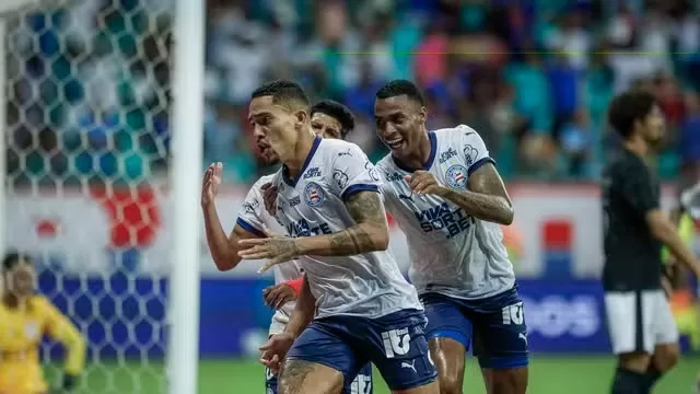 Corinthians arranca empate do Bahia na estreia do Brasileirão em Salvador