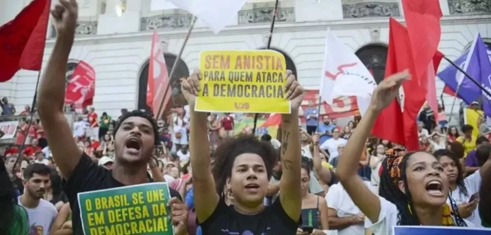 Pesquisa Quaest revela que maioria é contra a anistia, bandeira do ato bolsonarista de hoje