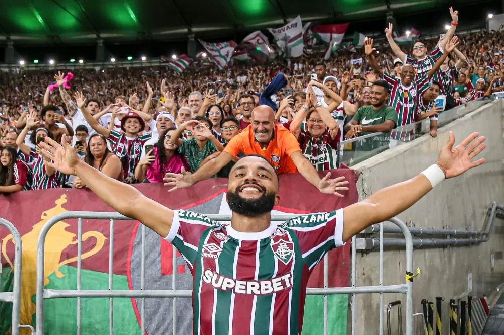 Fluminense vence o Santos com gol no fim na estreia de Neymar no Brasileirão