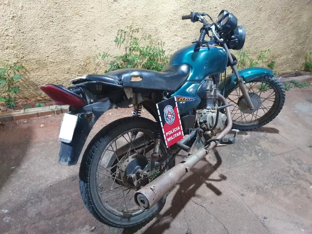 Operação Semana Santa: polícia militar apreende moto com sinais de adulteração, em Riacho dos Cavalos
