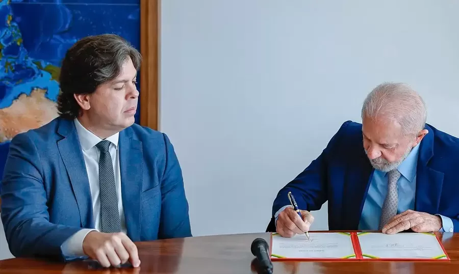 Presidente da Telebrás toma posse como ministro das Comunicações 