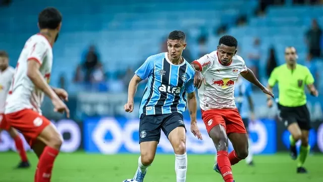 Grêmio e Bragantino empataram por 1 a 1 na noite deste sábado, na Arena, em Porto Alegre