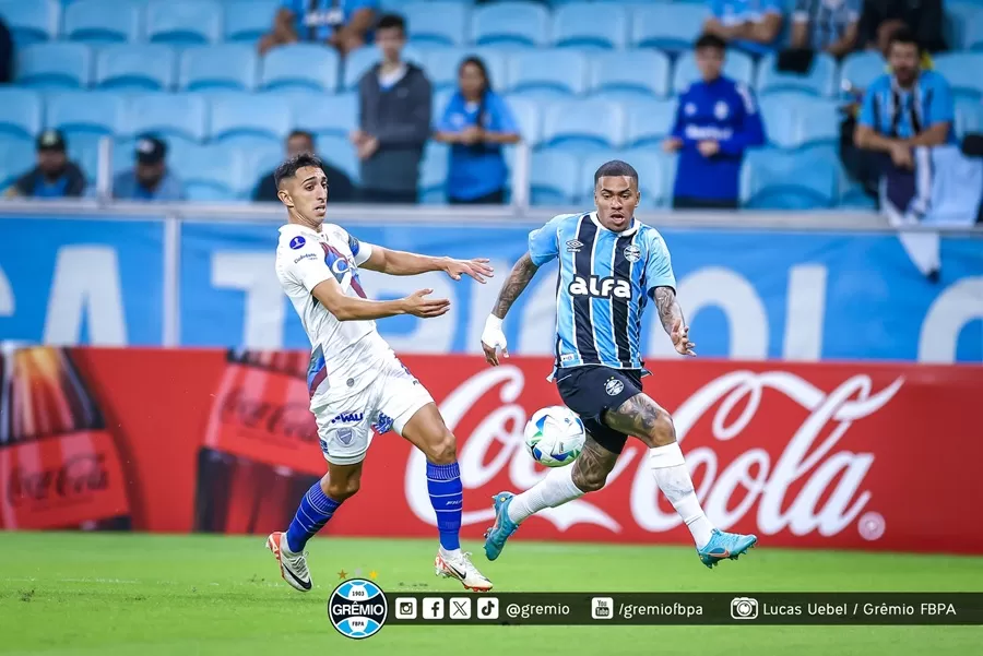 Grêmio empata com o Godoy Cruz, e decisão por vaga nas oitavas fica para última rodada