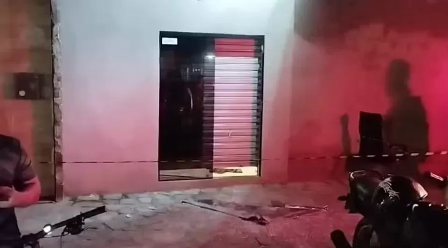 Policial reage a assalto em loja de celulares, é baleado e mata suspeito em João Pessoa